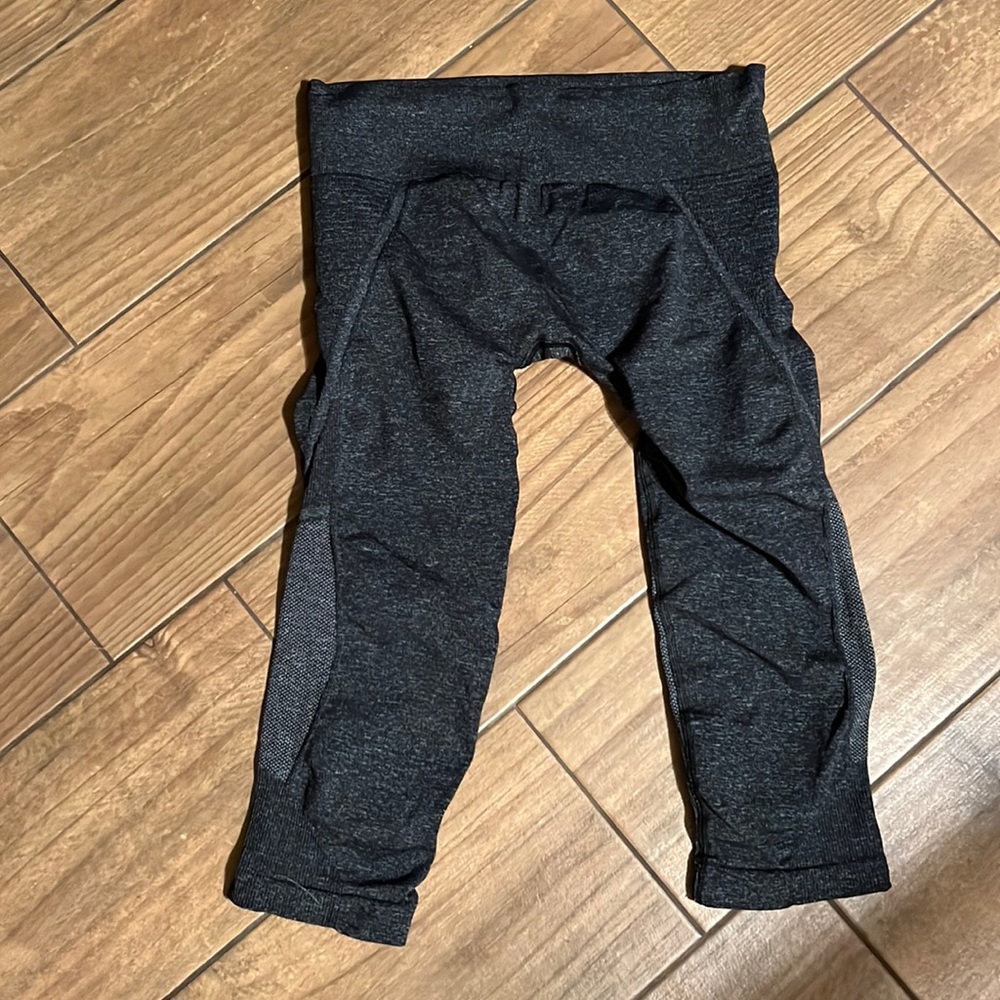 Athleta cropped leggings